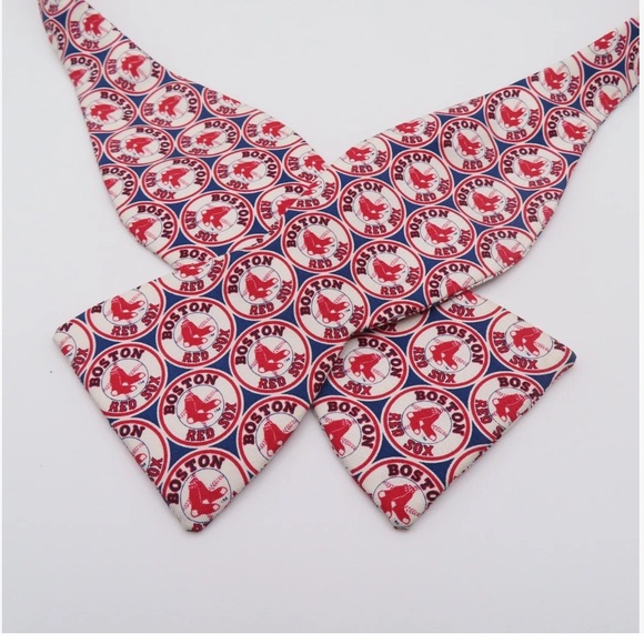 beau ties ltd Other - Boston Red Sox Bow Tie, 2.5" Wide Self Tie USA